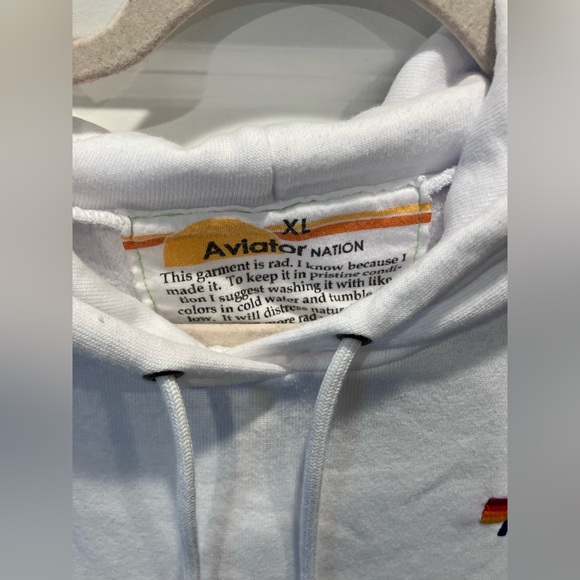 AVIATOR NATION White Cropped Hoodie with Logo - Picture 4 of 6